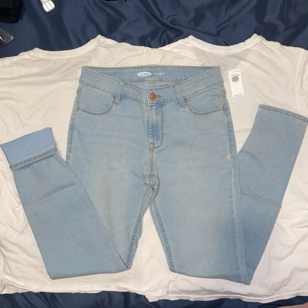 NWT Old Navy 4 Pocket Mid Rise Light Wash Super Skinny Jeans